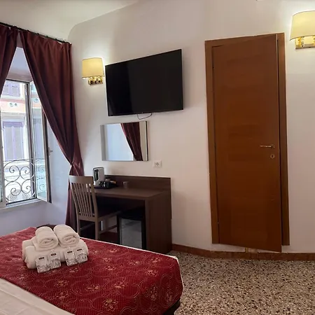 Grand Gaeta Gasthof 3*
