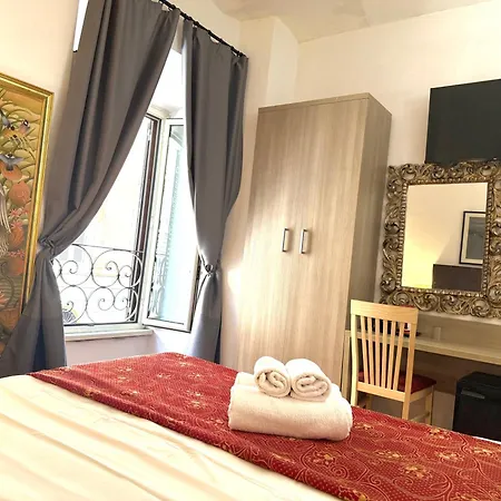 Πανσιόν Grand Gaeta 3*