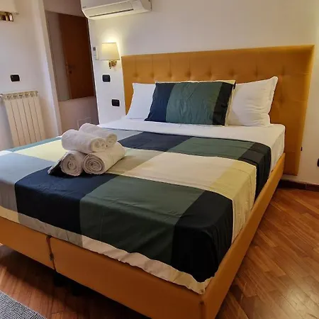 Grand Gaeta Penzion *