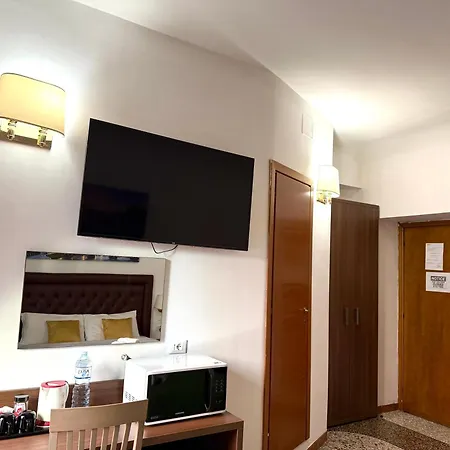 Grand Gaeta Affittacamere Roma